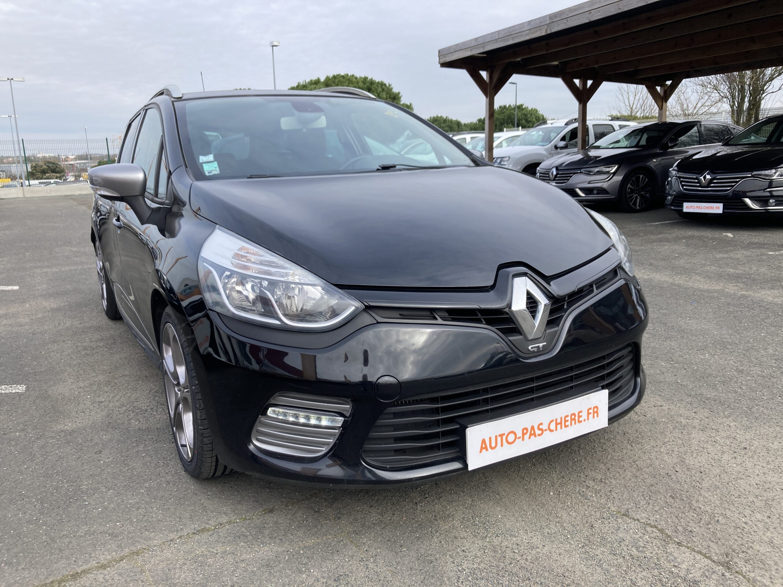 RENAULT CLIO IV ESTATE TCE 120 GT EDC