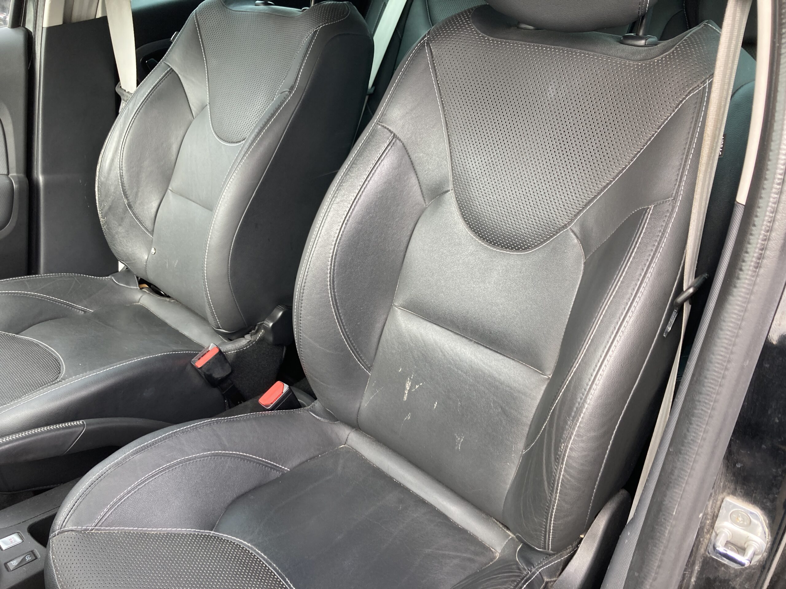 RENAULT CLIO IV ESTATE TCE 120 GT EDC