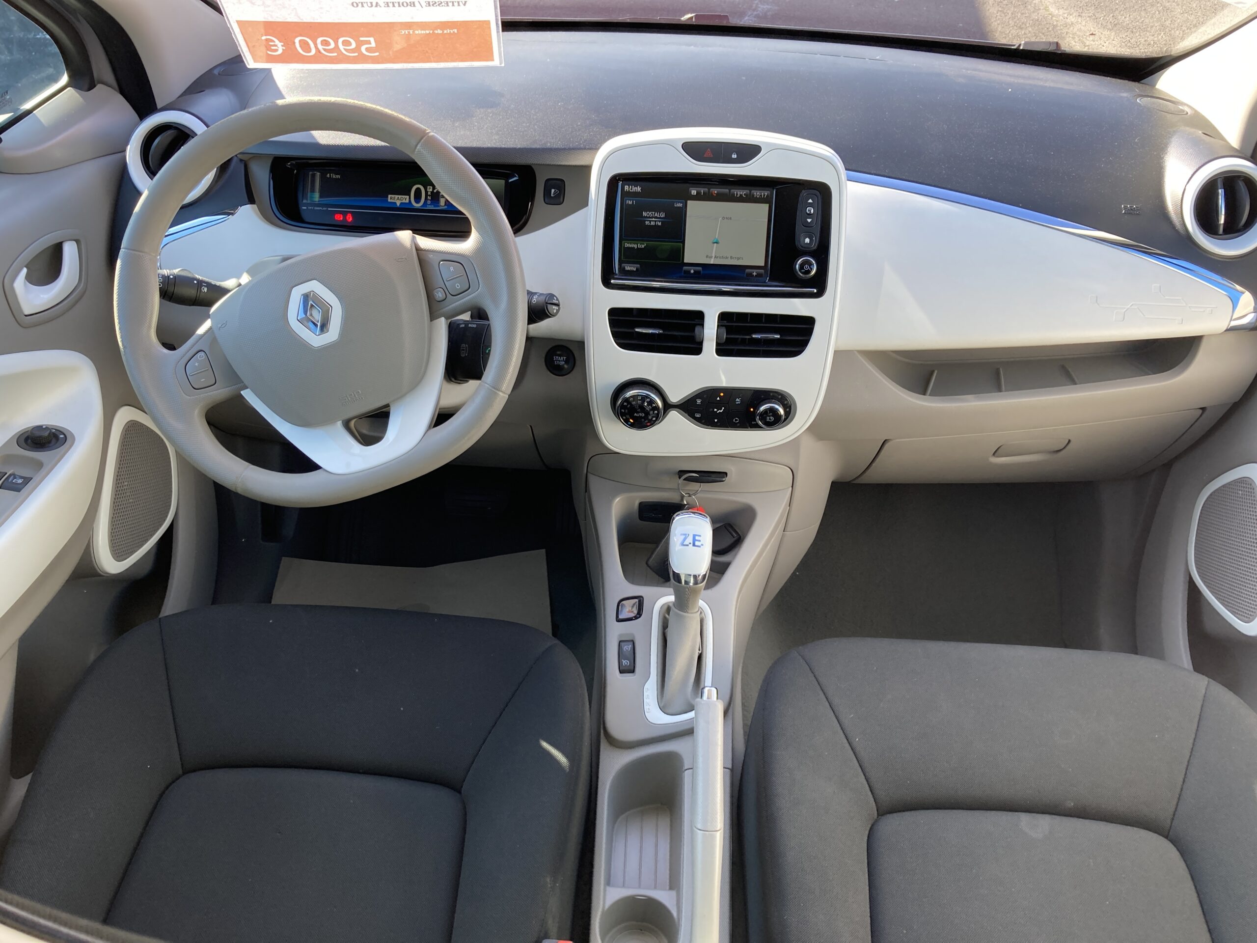 RENAULT ZOE LIFE