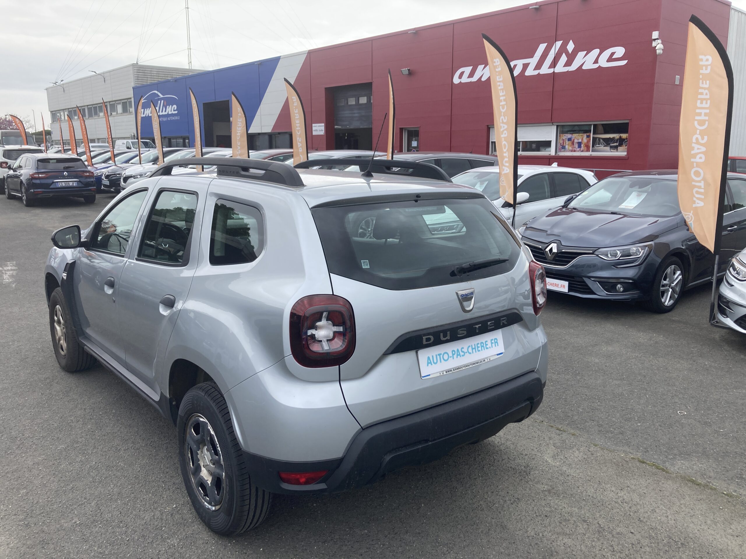 DACIA DUSTER TCE 90 FAP 4×2 ESSENTIEL