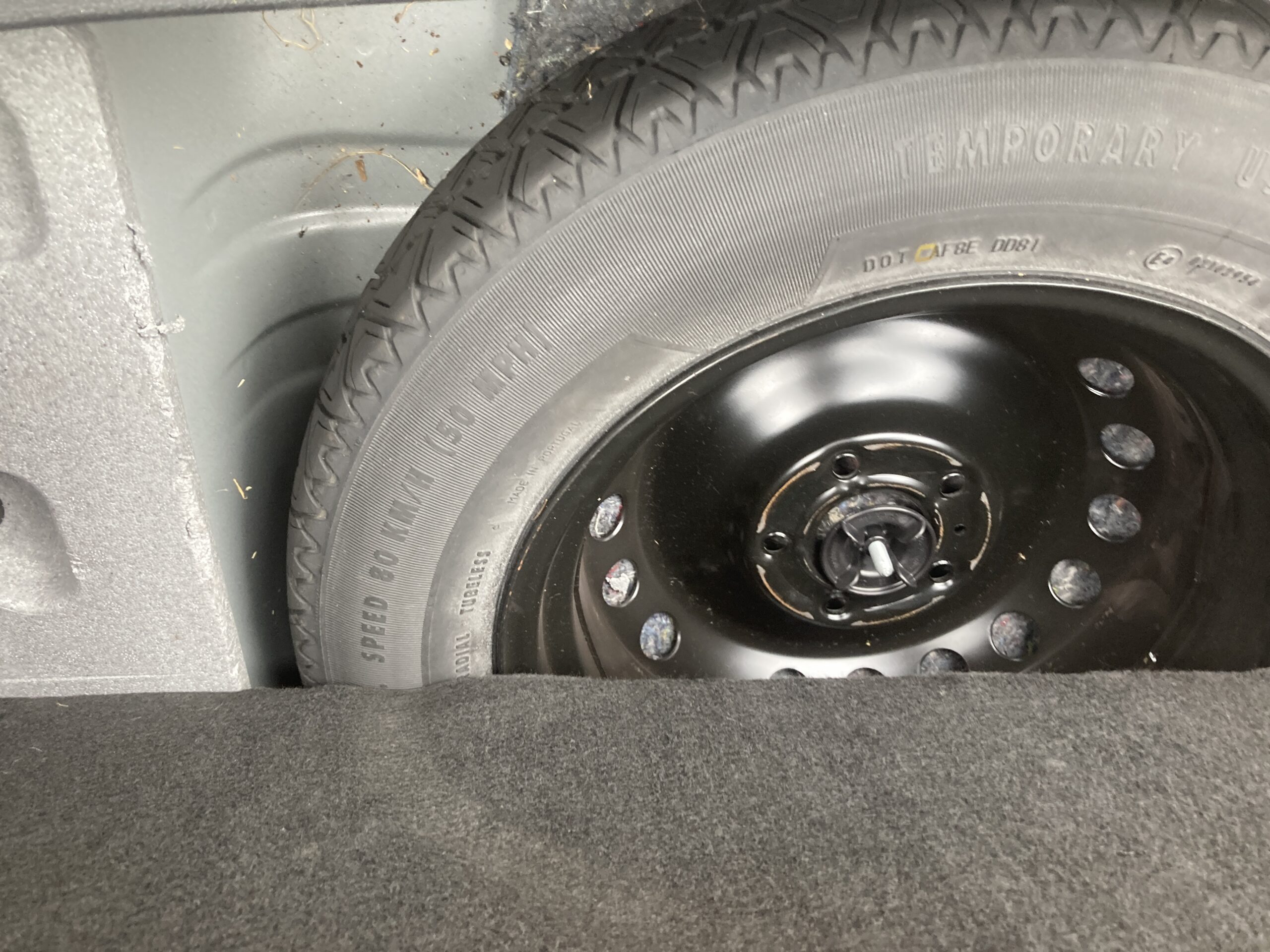 DACIA DUSTER TCE 90 FAP 4×2 ESSENTIEL