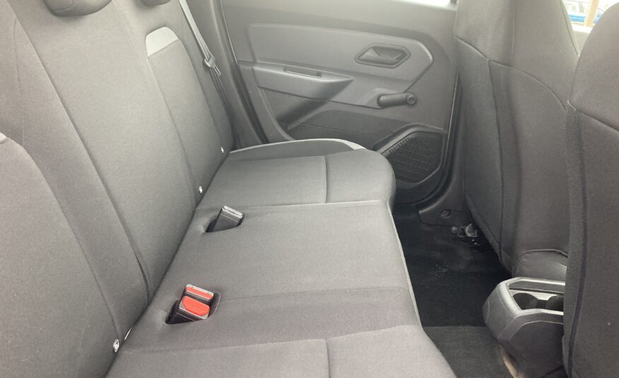 DACIA DUSTER TCE 90 FAP 4×2 ESSENTIEL