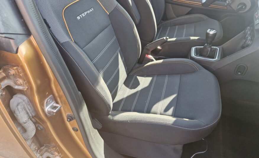 DACIA SANDERO TCE 90 STEPWAY CONFORT