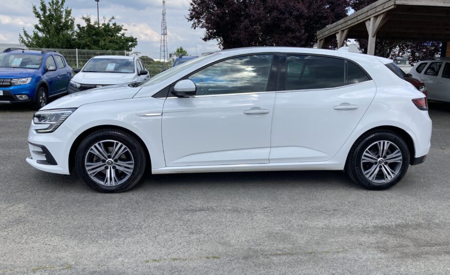 RENAULT MEGANE IV BERLINE BLUE DCI 115 INTENS