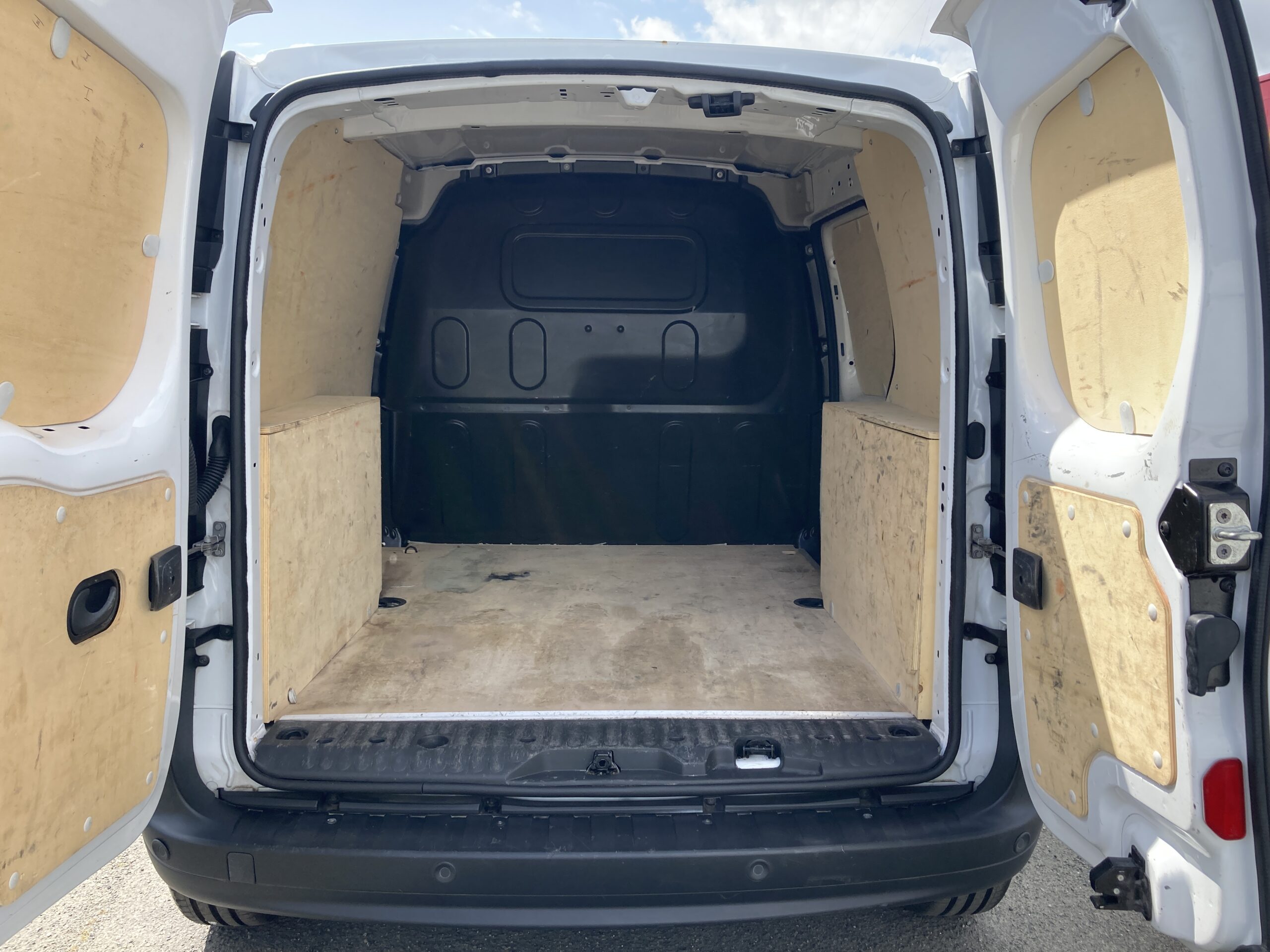 RENAULT KANGOO EXPRESS BLUE DCI 95 EXTRA R-LINK