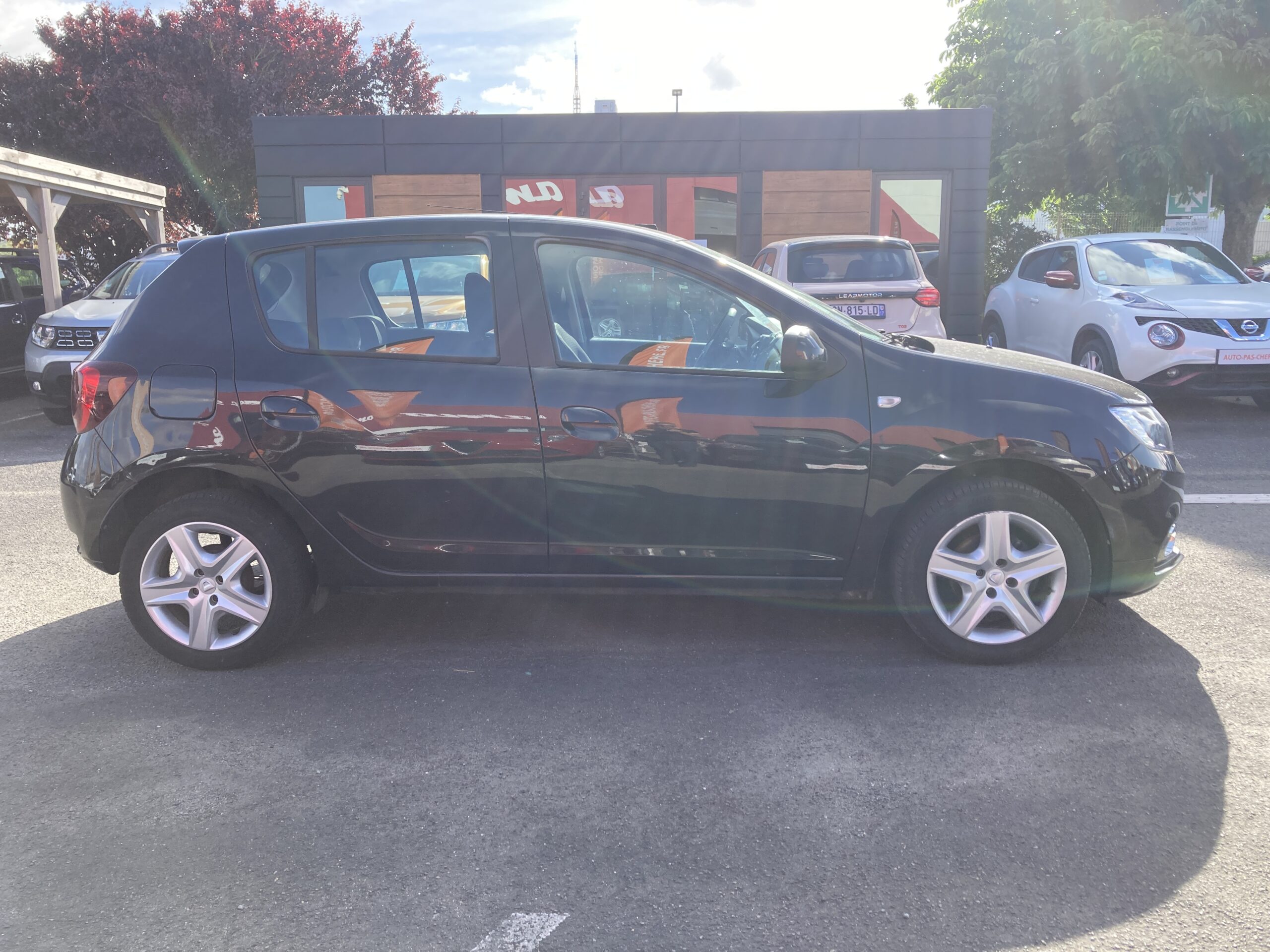 DACIA SANDERO TCE 90 LAUREATE