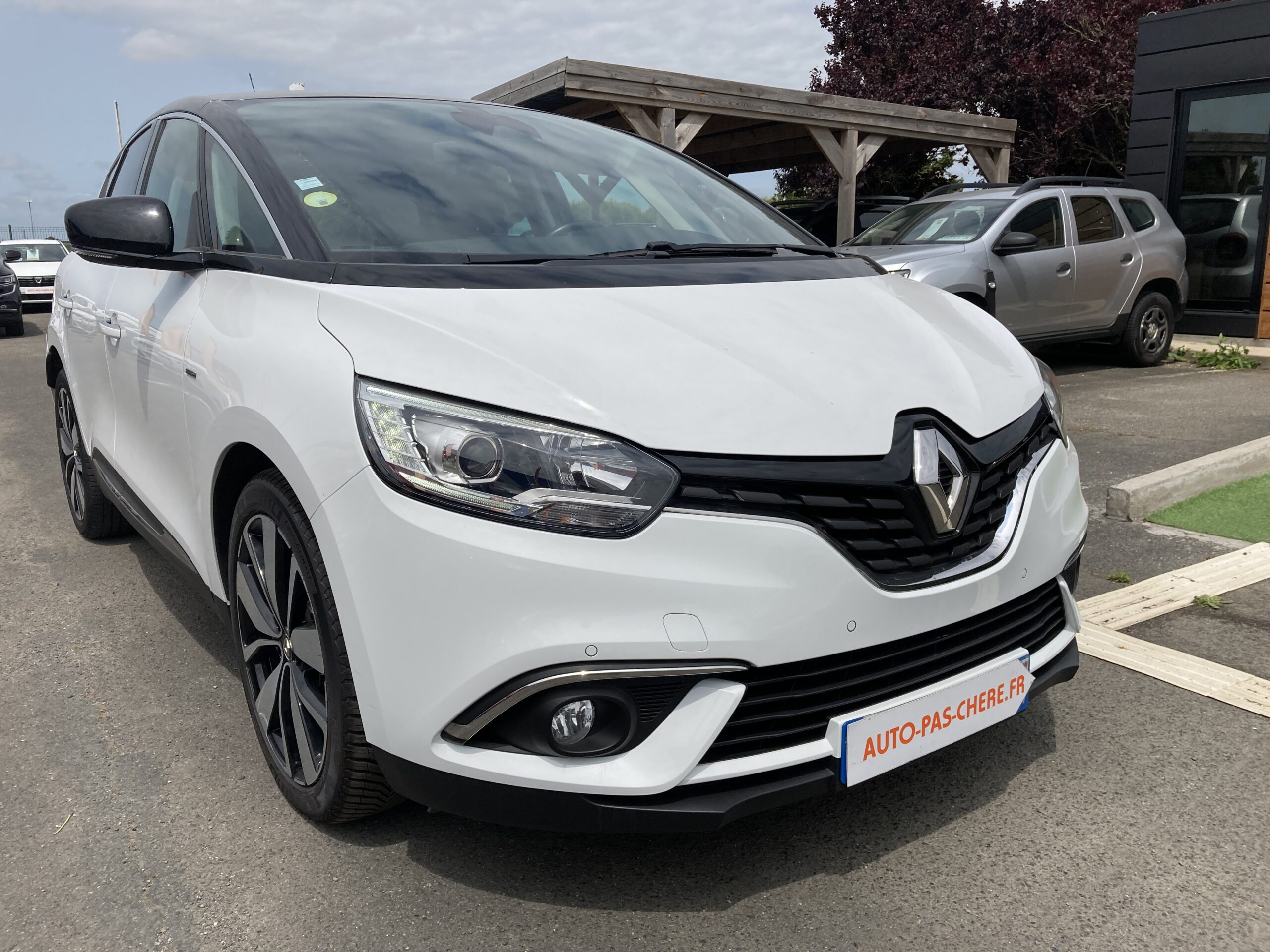 RENAULT SCENIC IV DCI 110 ENERGY EDC LIMITED