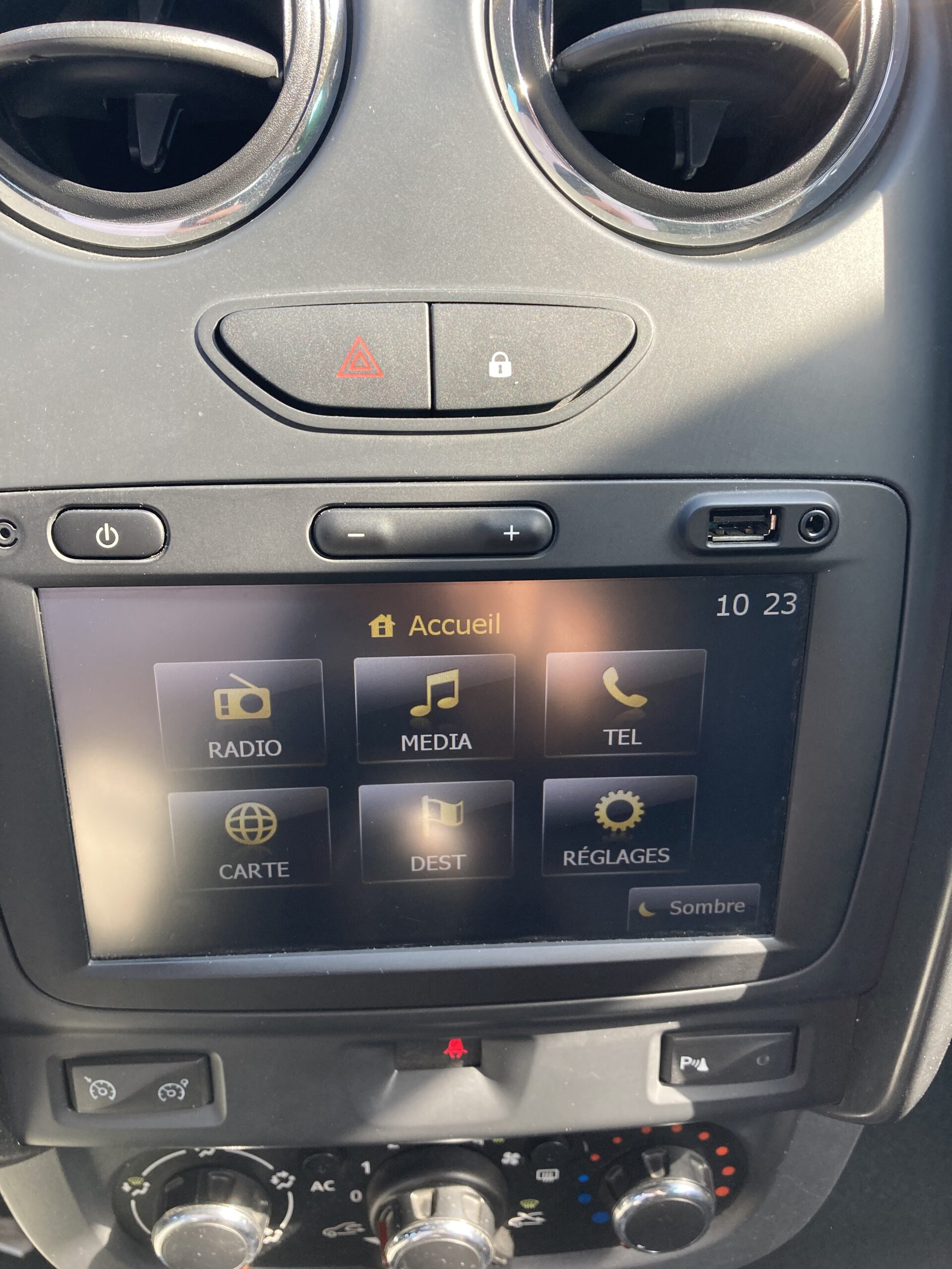 DACIA DUSTER 1.5 DCI 110 4×2 PRESTIGE