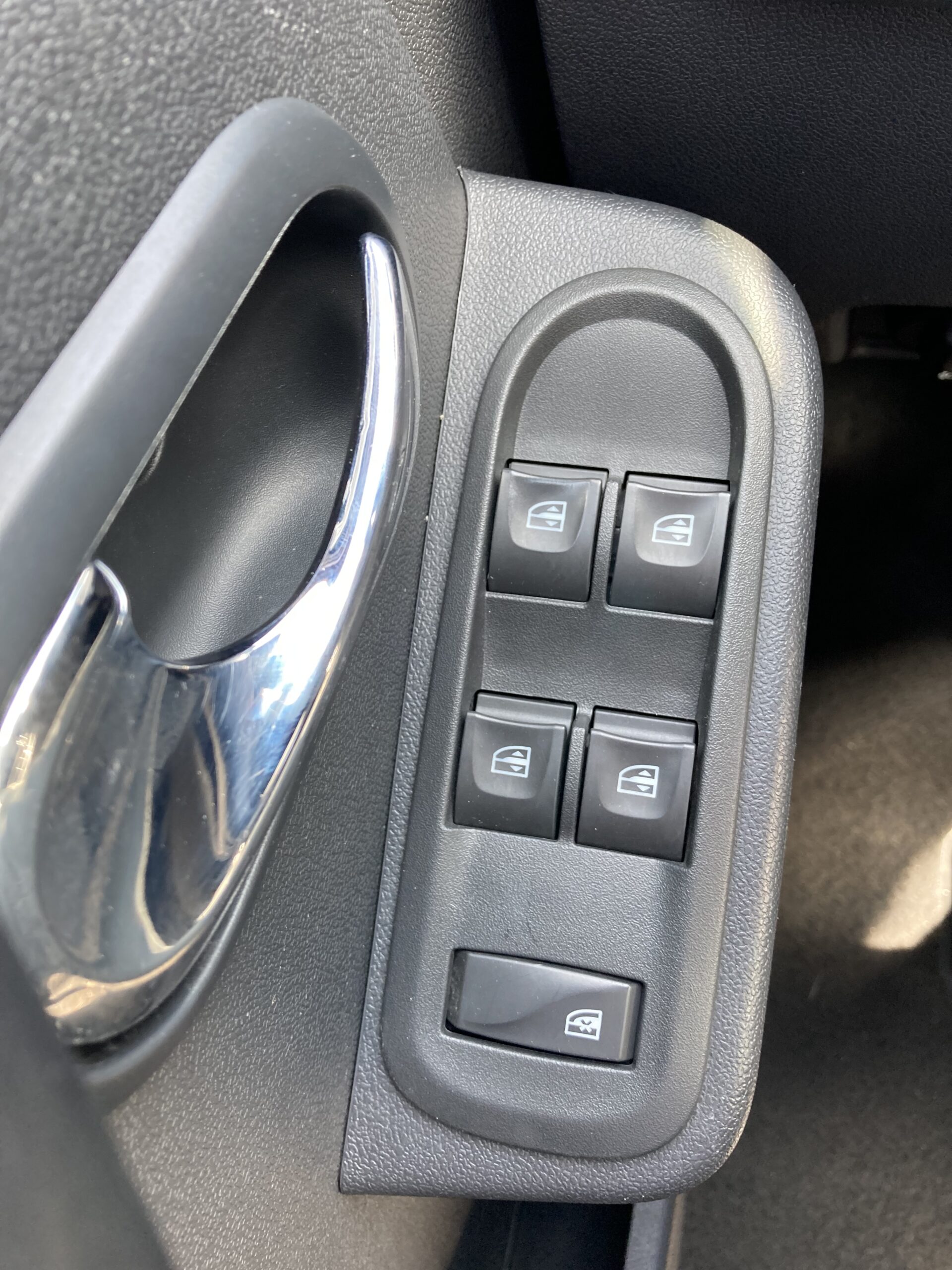 DACIA DUSTER 1.5 DCI 110 4×2 PRESTIGE