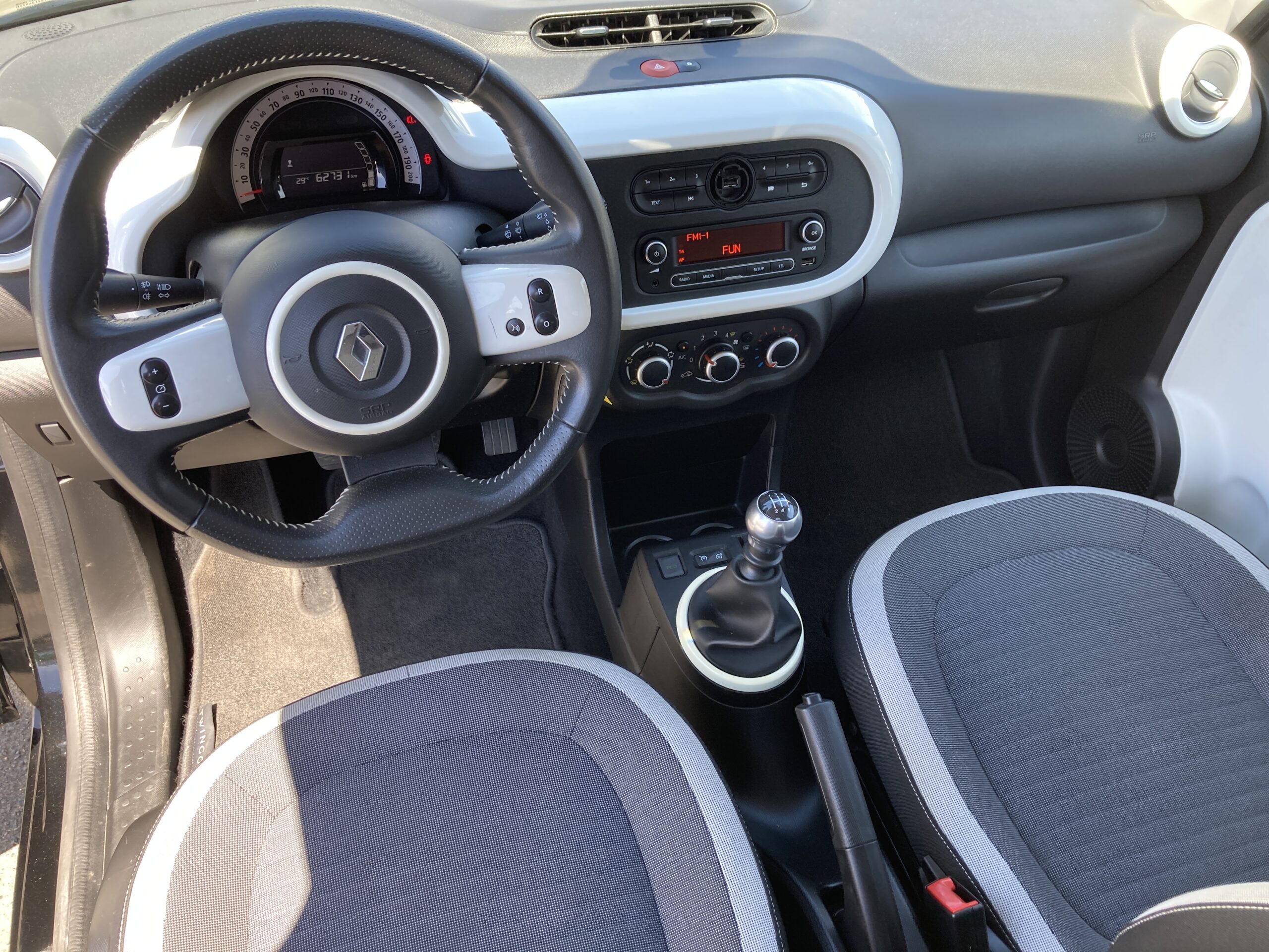 RENAULT TWINGO III 0.9 TCE 90 ENERGY INTENS