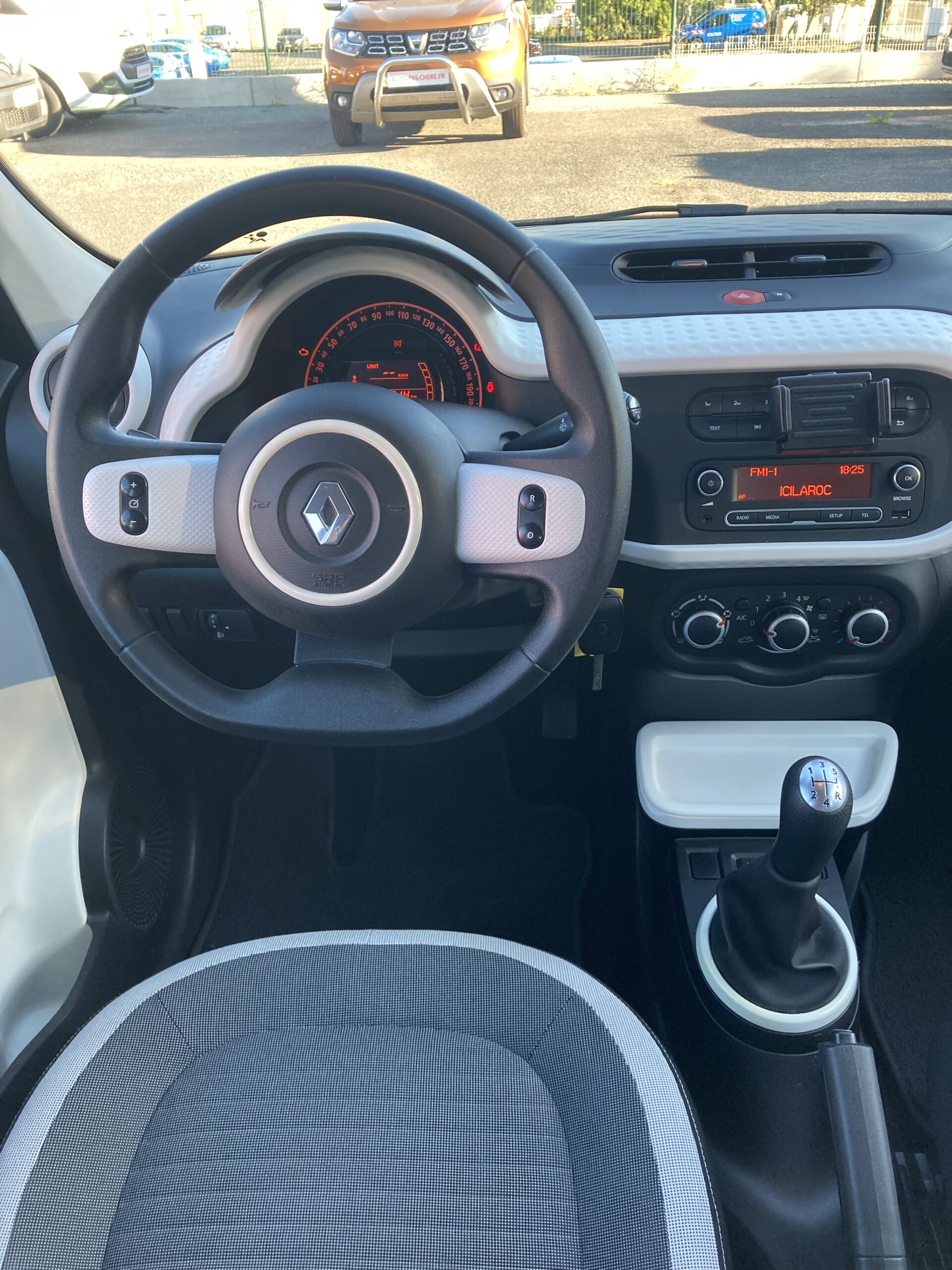 RENAULT TWINGO III 1.0 SCE 70 BC LIMITED 2017