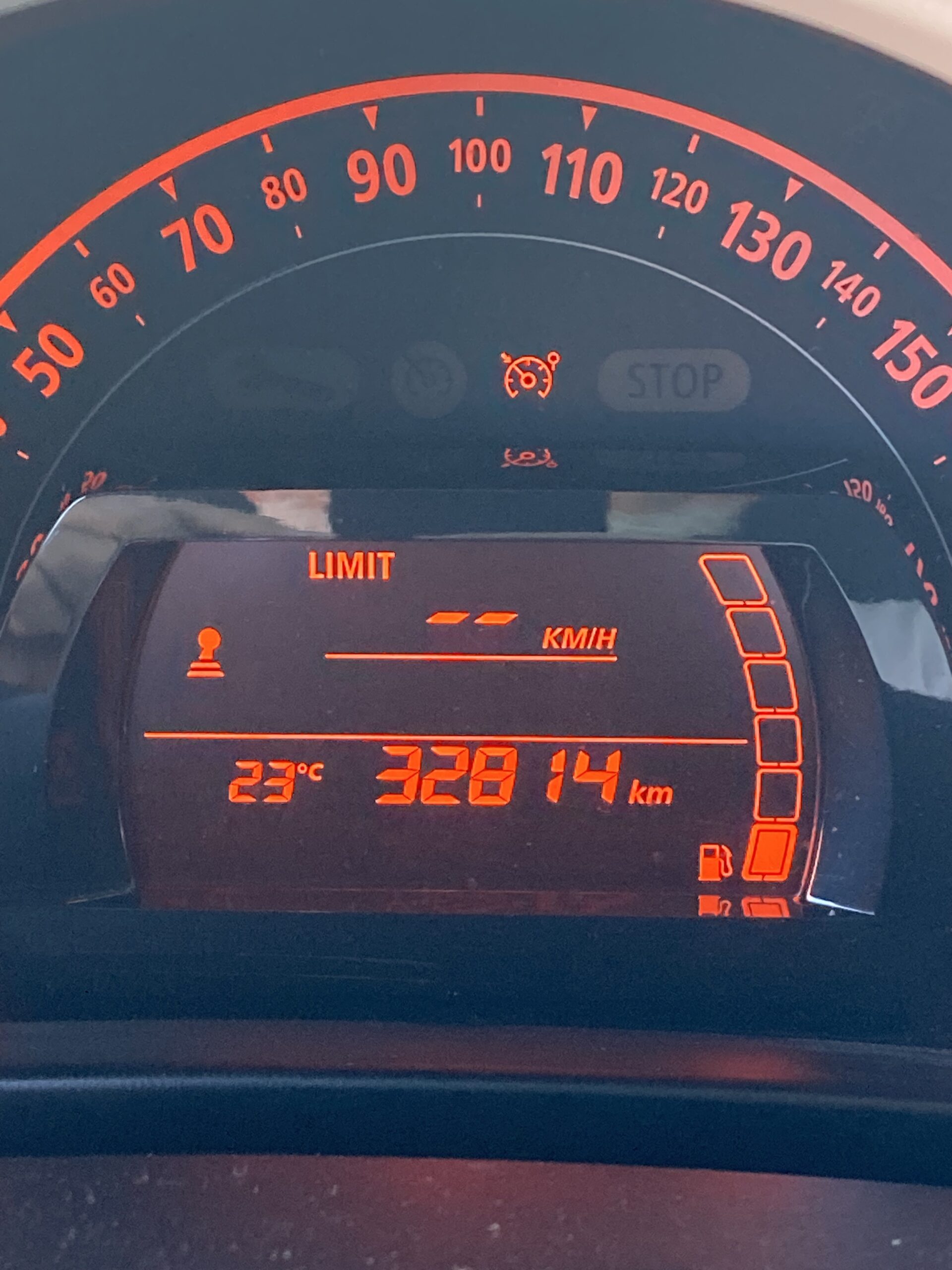 RENAULT TWINGO III 1.0 SCE 70 BC LIMITED 2017