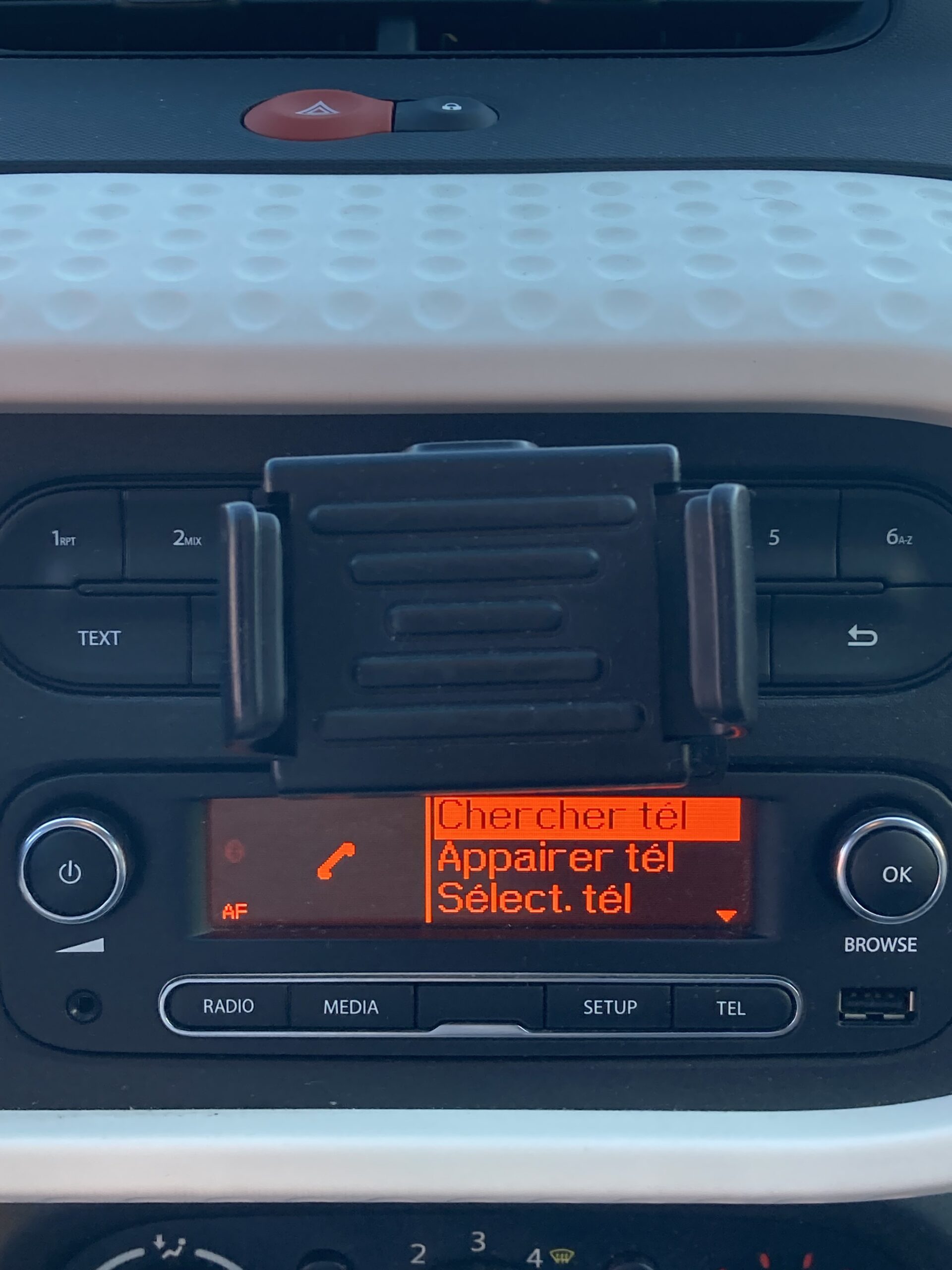 RENAULT TWINGO III 1.0 SCE 70 BC LIMITED 2017