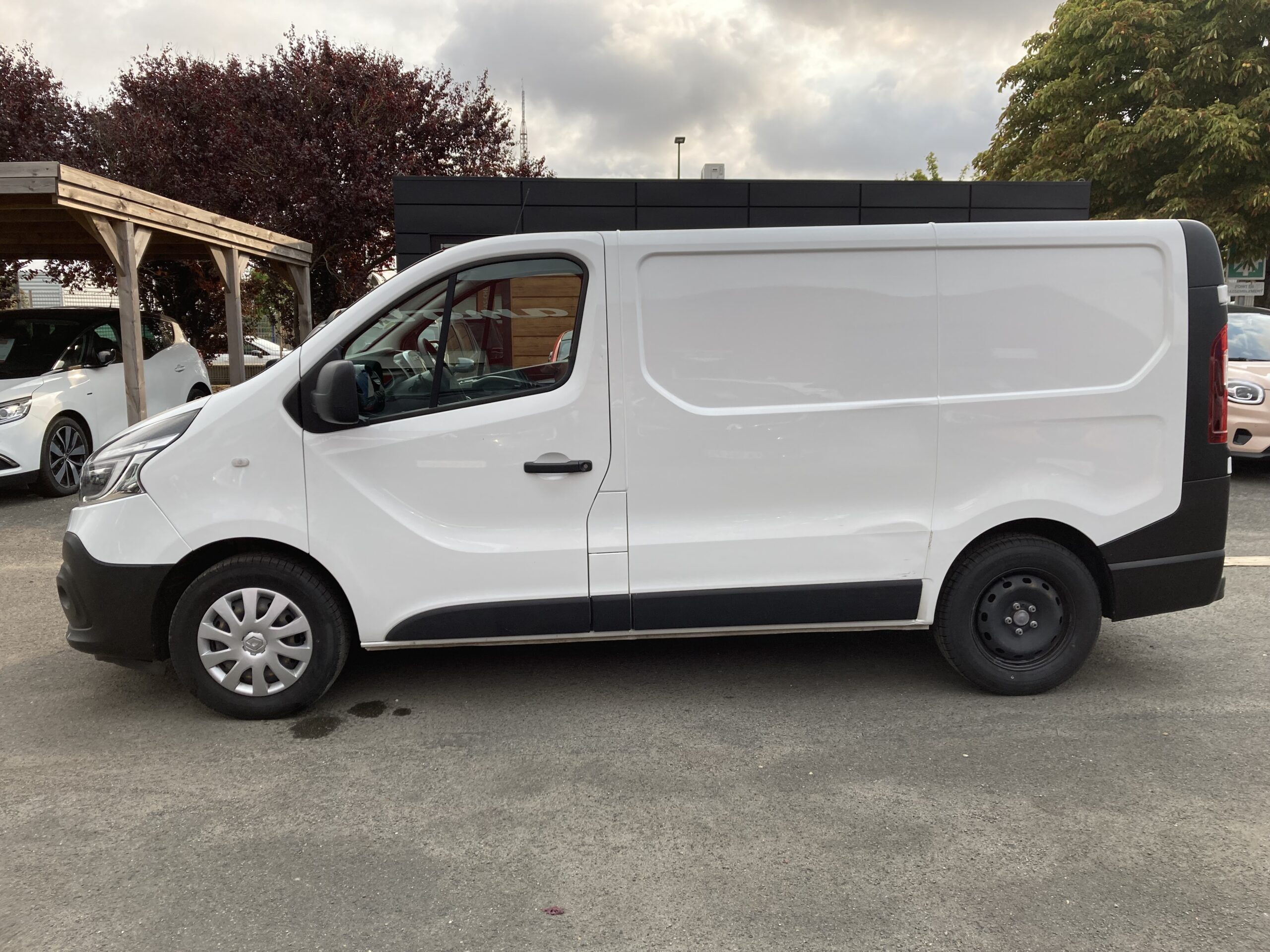 RENAULT TRAFIC FOOURGON L1H1 1200KG DCI 145 ENERGY GRAND CONFORT