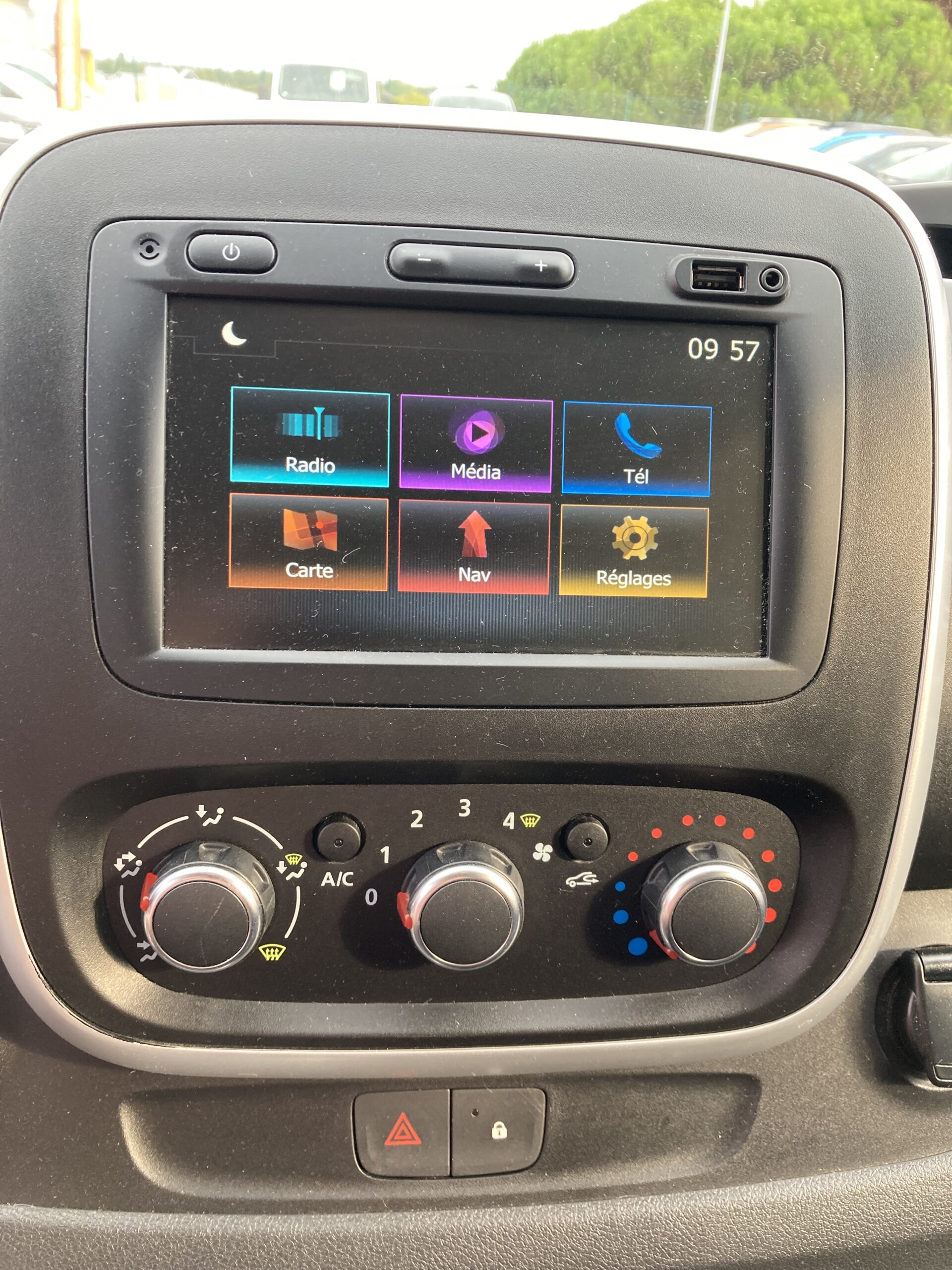 RENAULT TRAFIC FOOURGON L1H1 1200KG DCI 145 ENERGY GRAND CONFORT