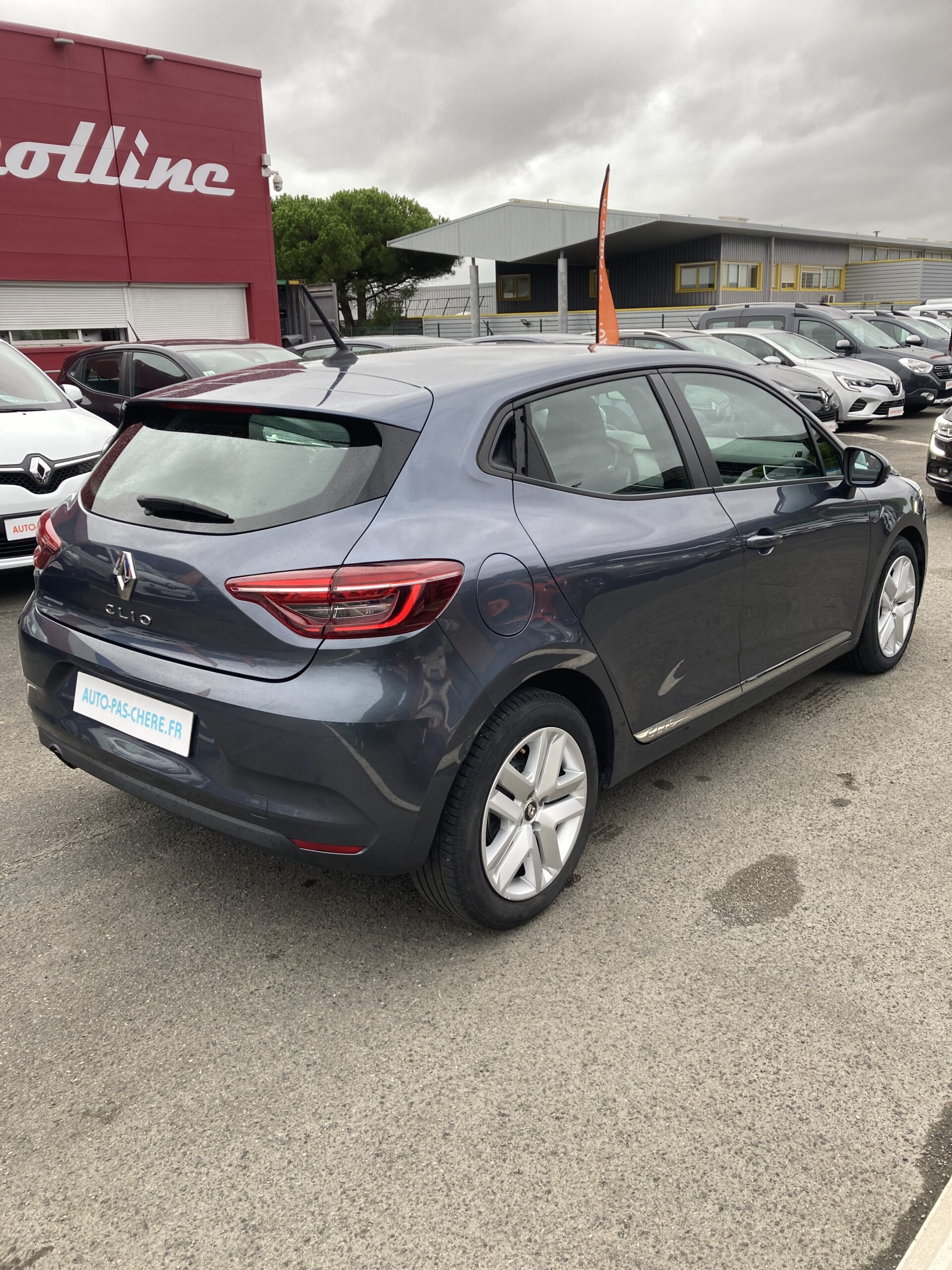 RENAULT CLIO V BLUE DCI 85 ZEN