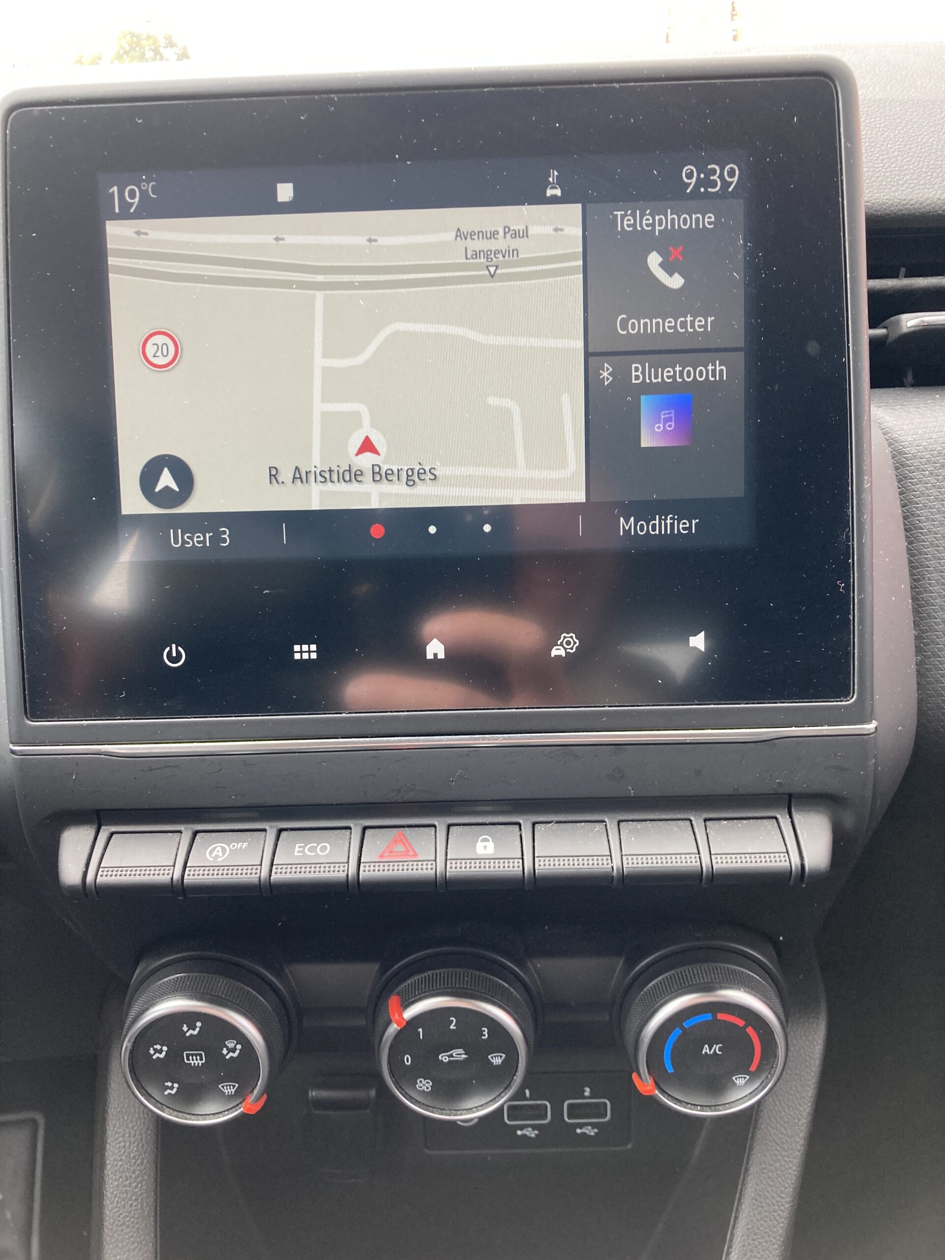 RENAULT CLIO V TCE 100 BUSINESS