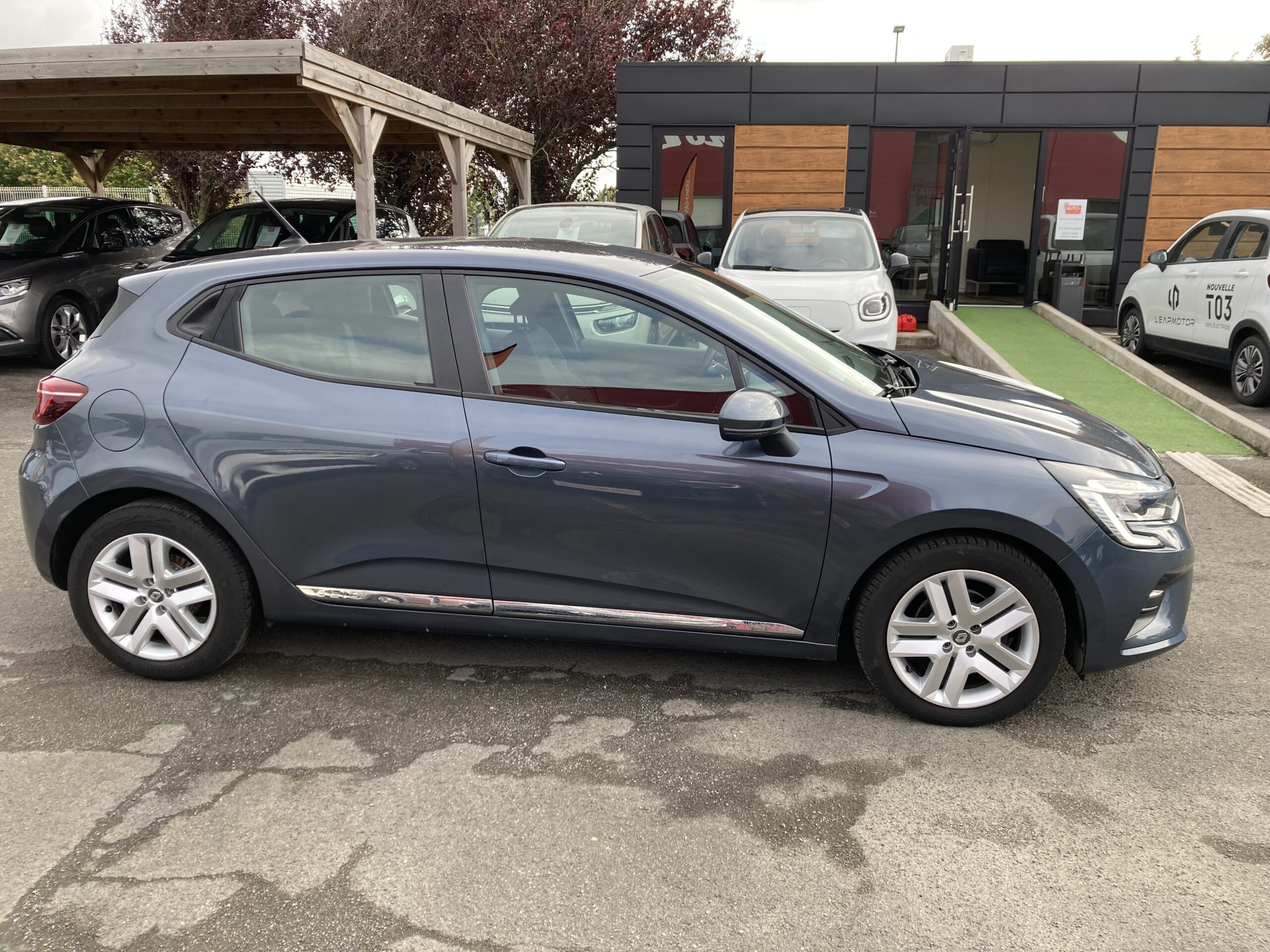 RENAULT CLIO V BLUE DCI 85 BUSINESS