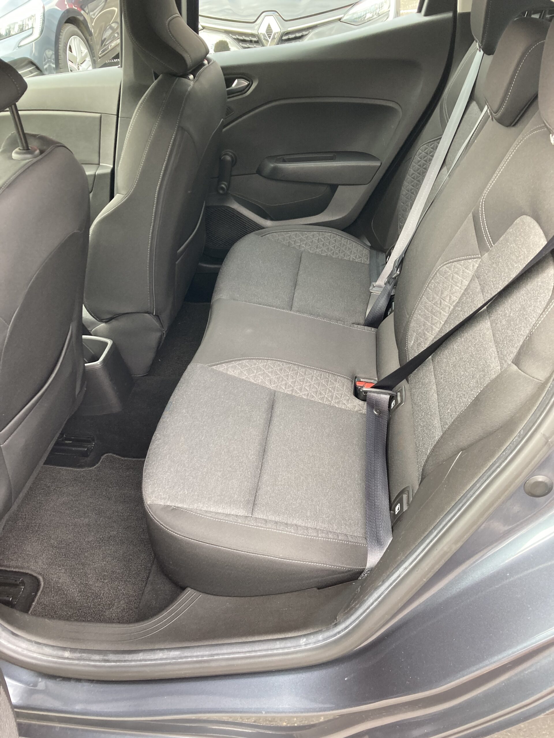 RENAULT CLIO V BLUE DCI 85 BUSINESS