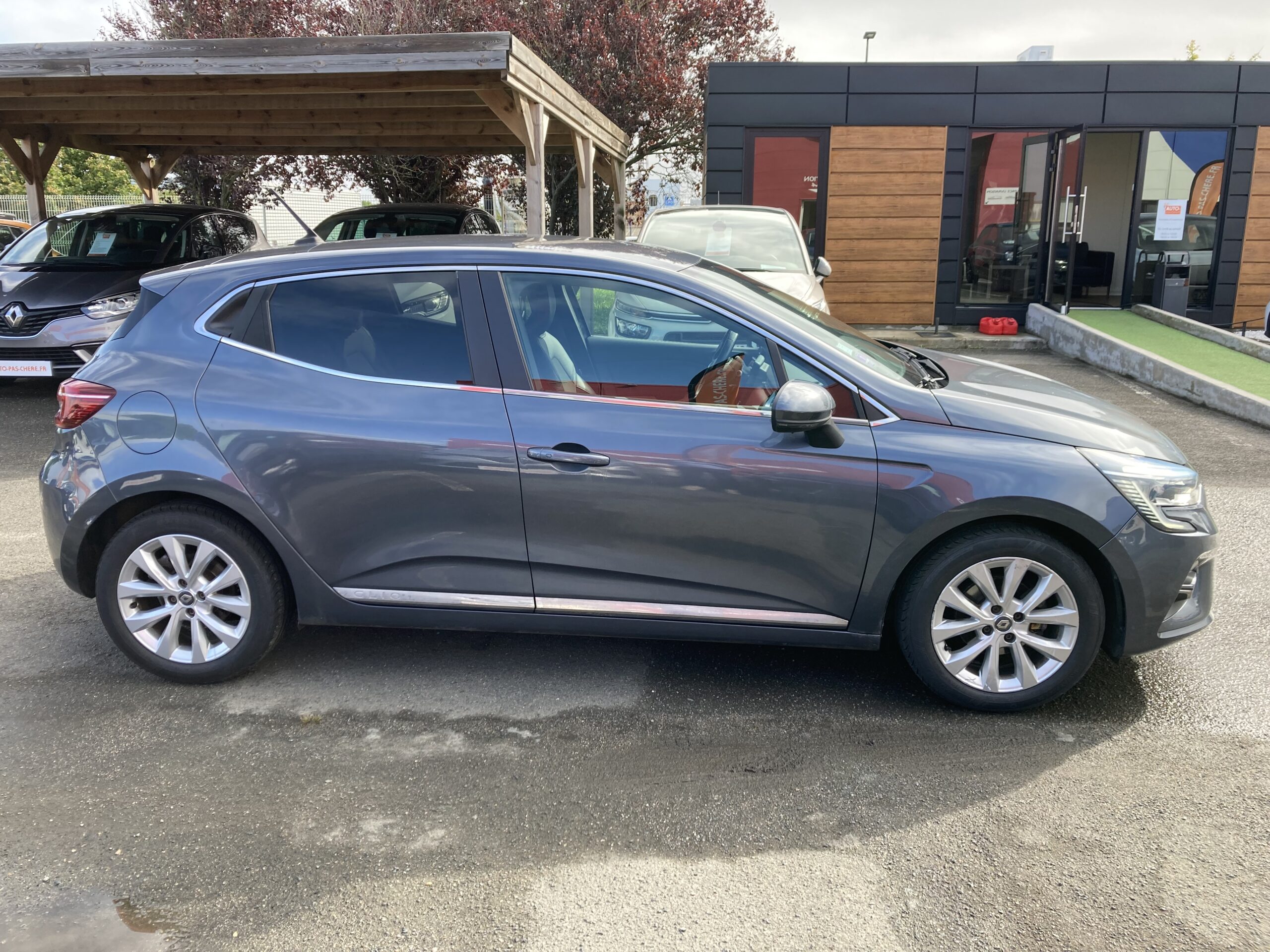 RENAULT CLIO V TCE 100 INTENS