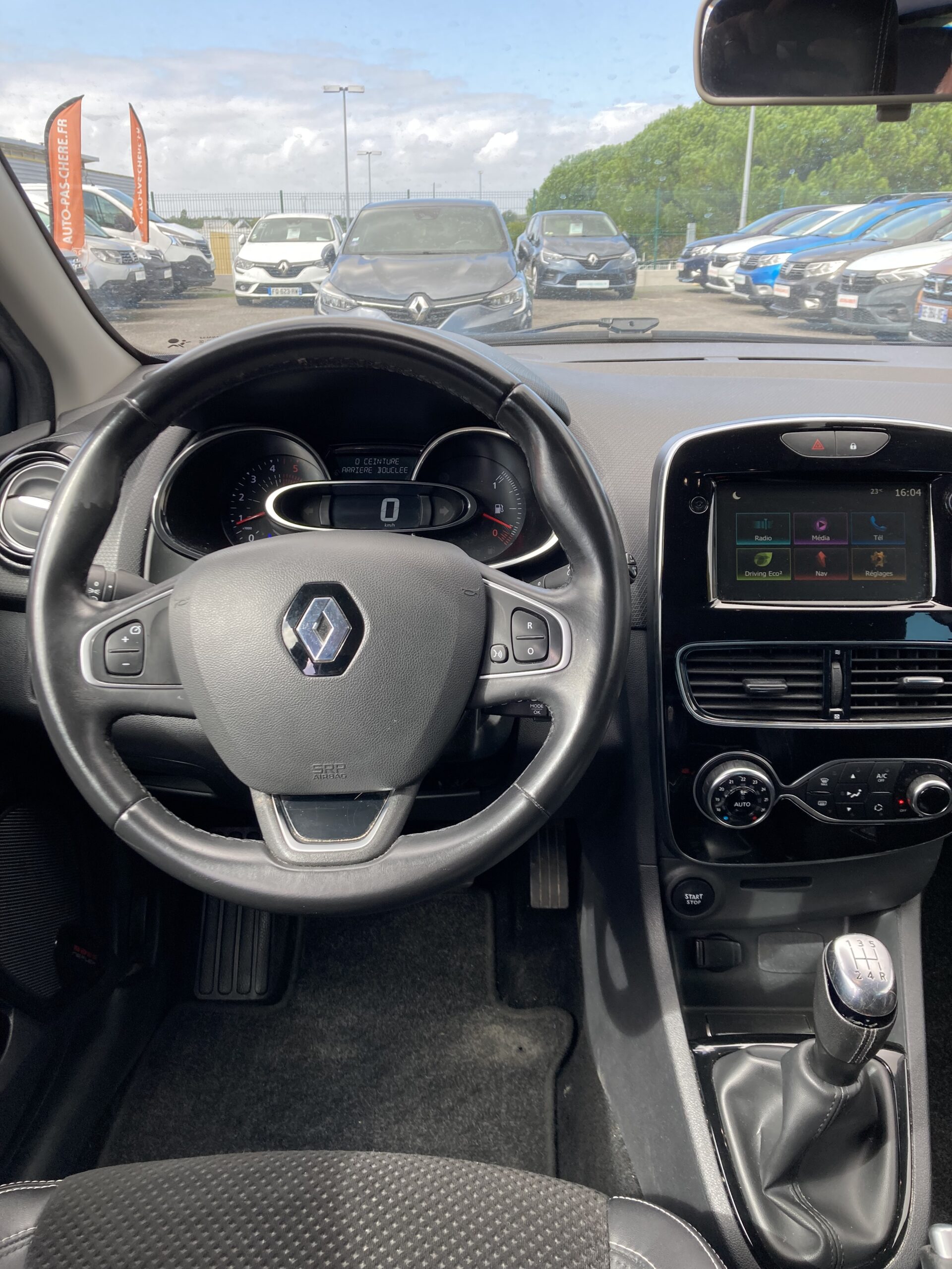RENAULT CLIO IV DCI 90 EA6 INTENS