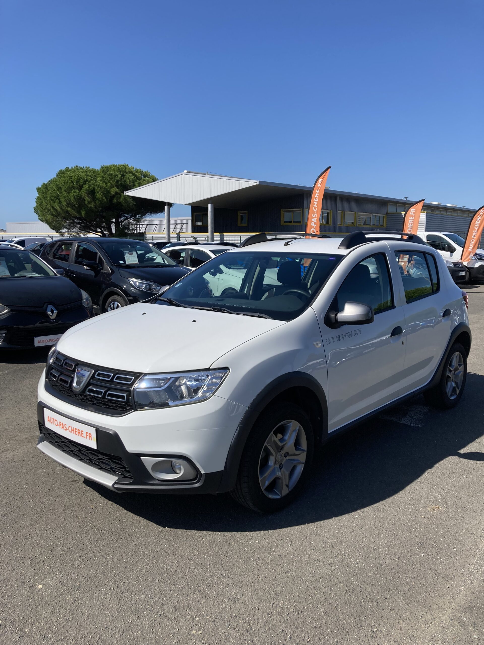 DACIA SANDERO BLUE DCI 95 STEPWAY