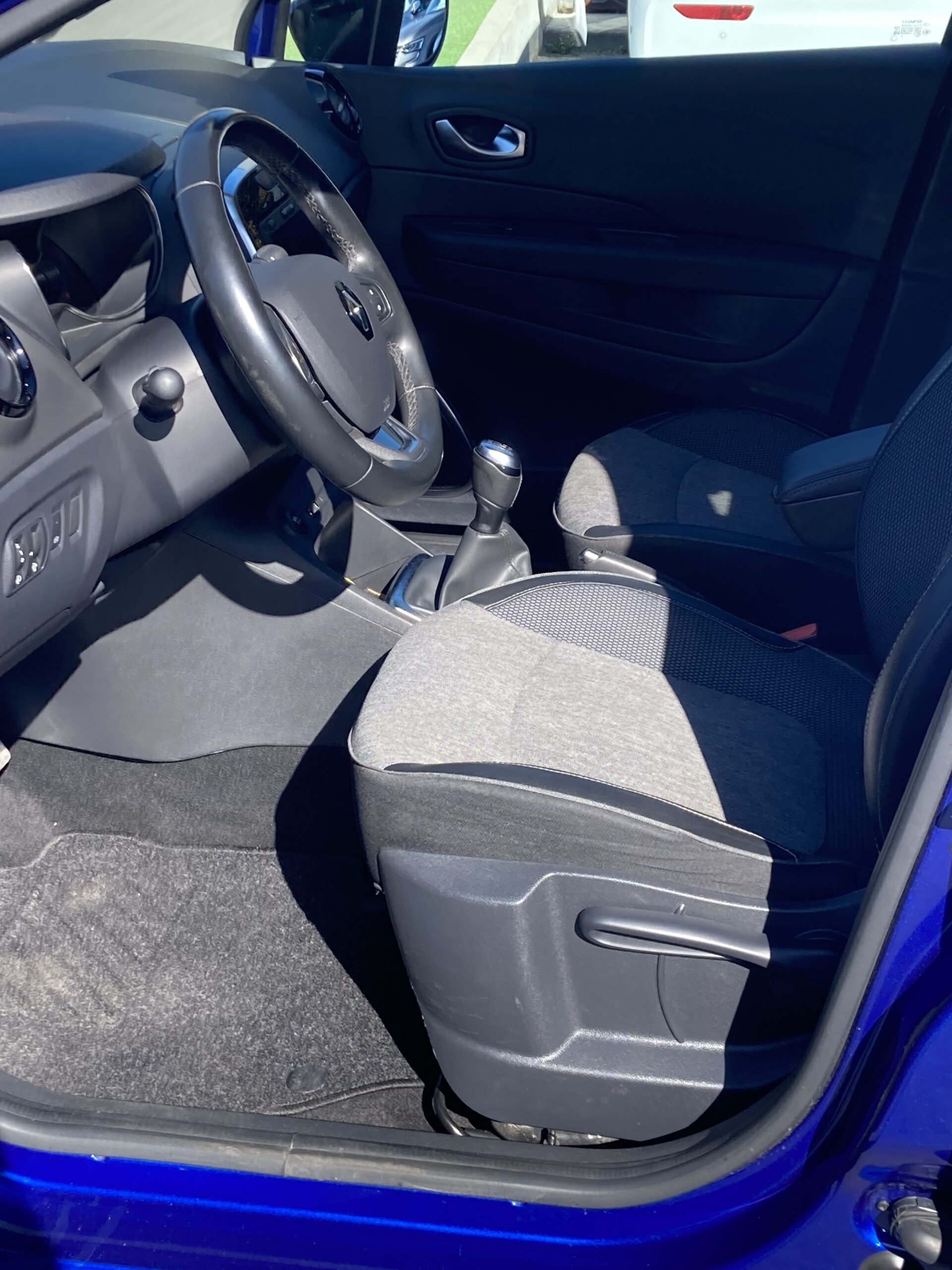 RENAULT CAPTUR TCE 90 INTENS