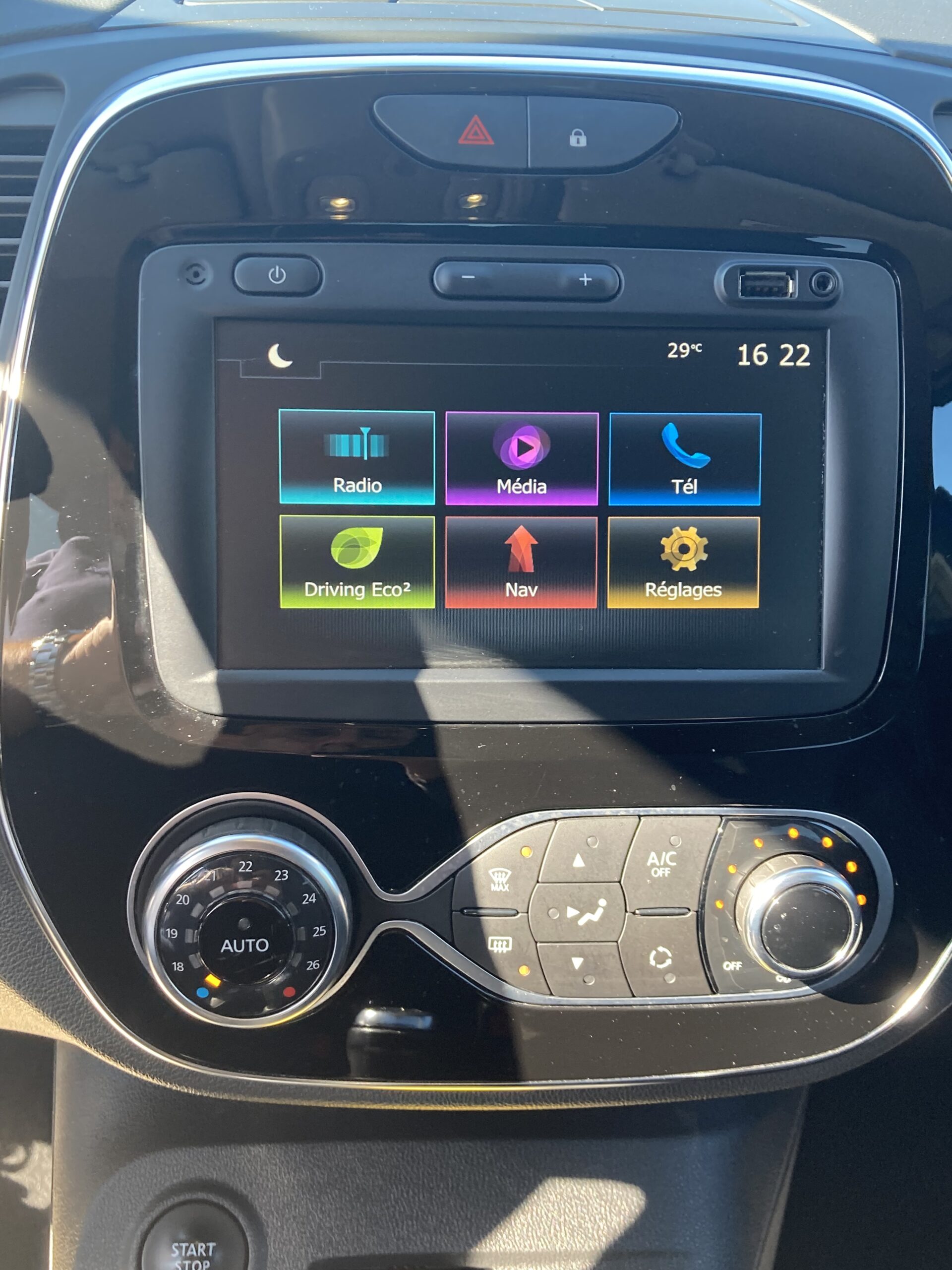 RENAULT CAPTUR TCE 90 INTENS