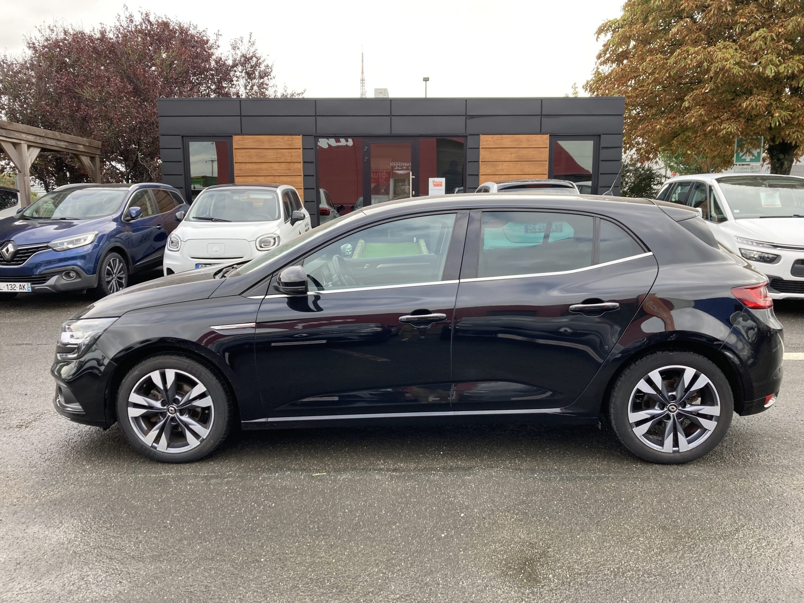 RENAULT MEGANE IV BERLINE DCI 110 ENERGY BUSINESS EDC
