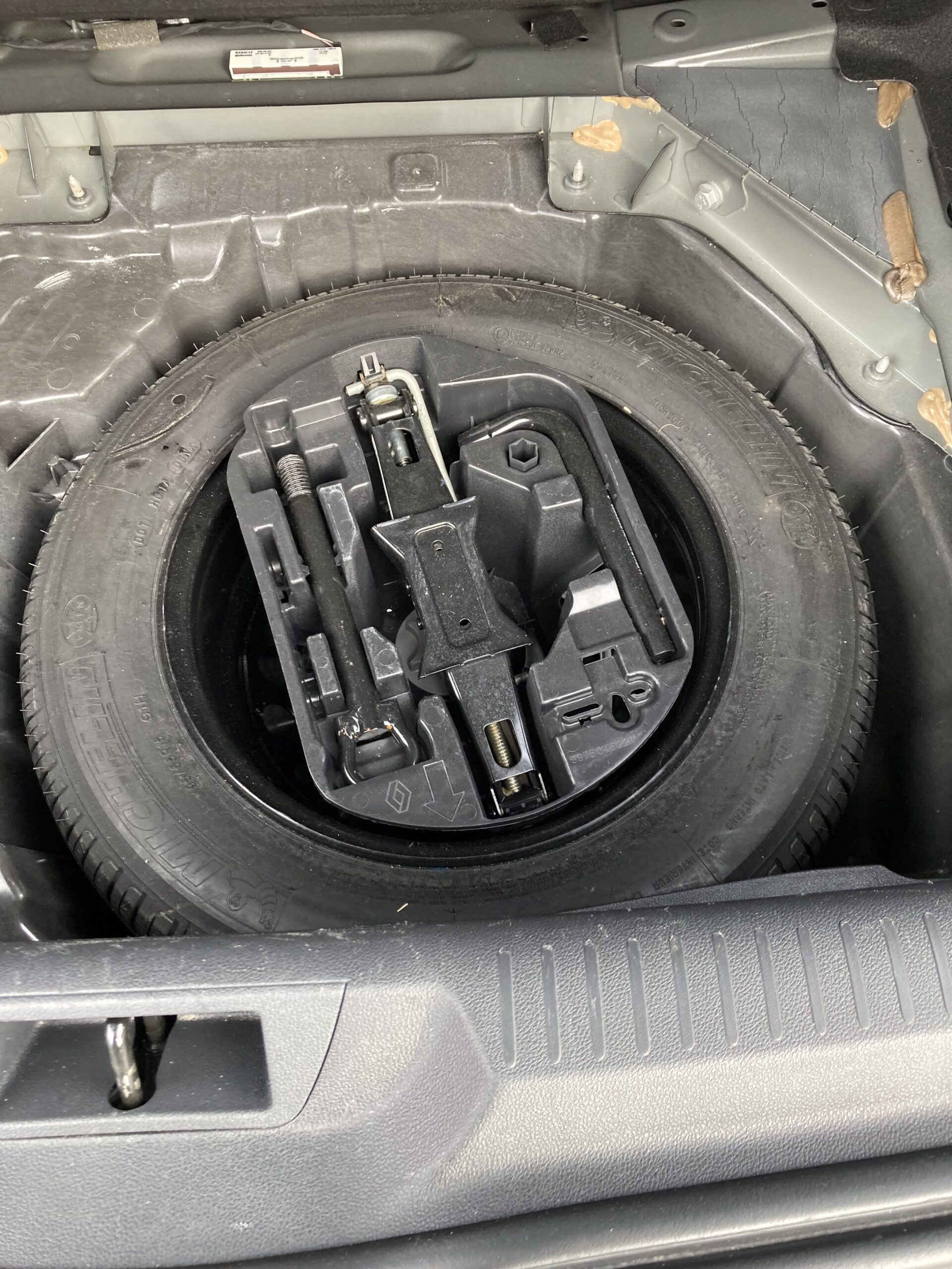 RENAULT MEGANE IV BERLINE DCI 110 ENERGY BUSINESS EDC